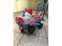 happyland activity plane ride on